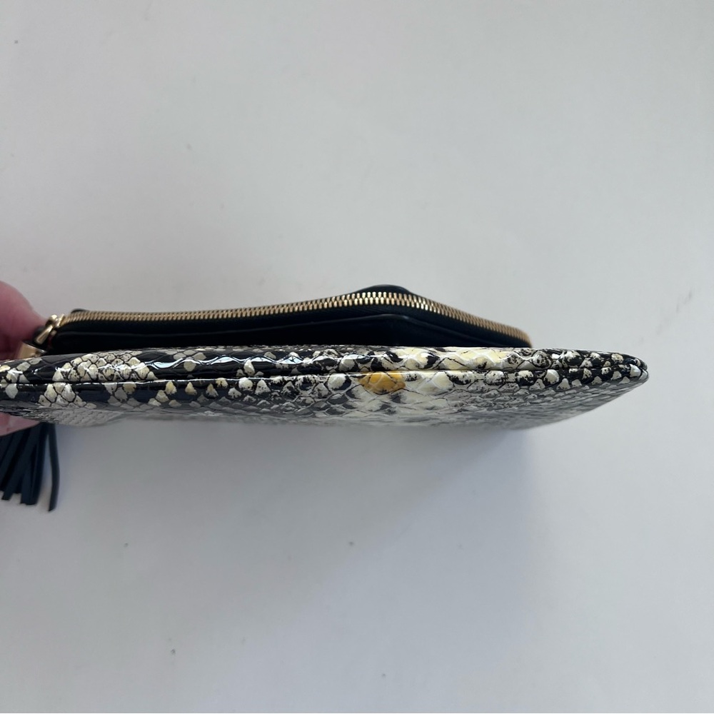 Henry Bendel NY snakeskin wristlet clutch bag - Picture 13 of 14